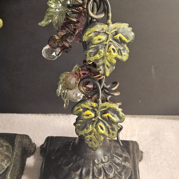 2 Vintage Cast Iron/metal Pillar Candle Holder. Ornamental grapevine. - Picture 12 of 16